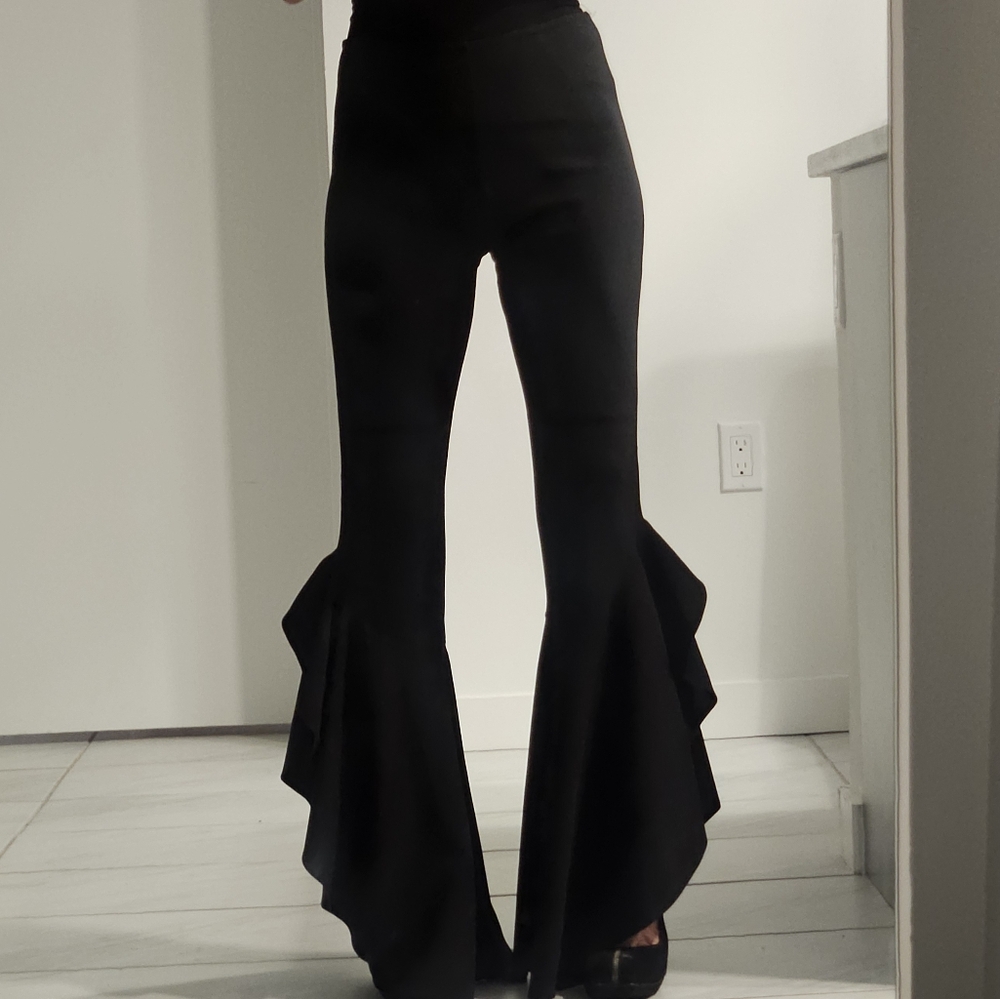 Jeff Gallano Paris Pamela Black Ruffled Sides High Waist Pull On Pants